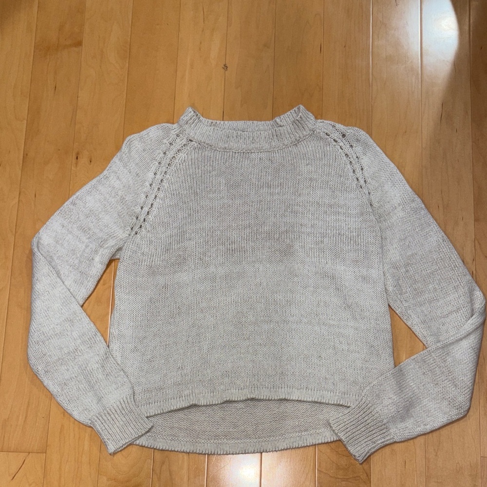 Brandy Melville Women's Gray Sweater